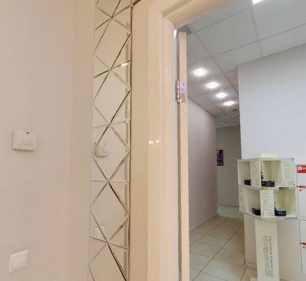 Банкомат Росгосстрах Банка по адресу ул. Горького, д. 7, лит. А, БЦ «Сенат»