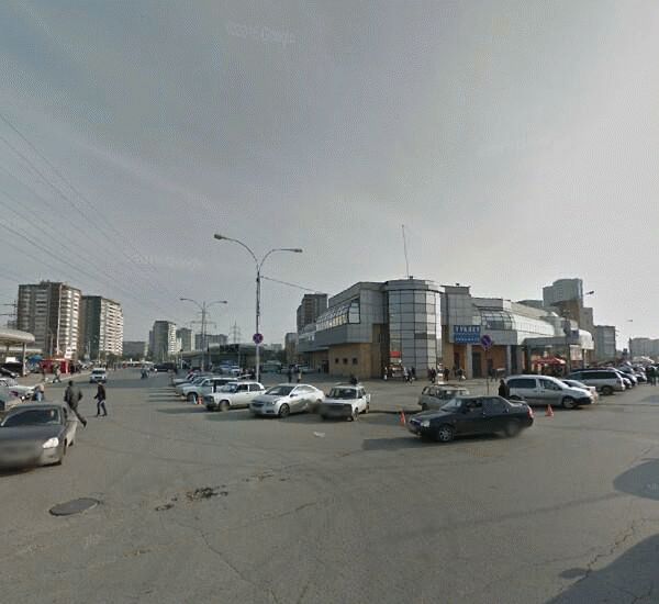 Банкомат ВУЗ-Банка по адресу ул. Халтурина, д. 85, ТЦ «Карнавал»