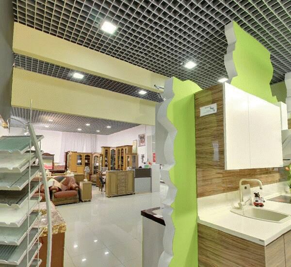 Банкомат Райффайзенбанка по адресу ул. 40 лет ВЛКСМ, д. 38, ТЦ «Сибирский тракт»