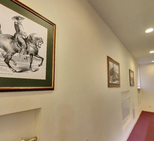 Банкомат банка Уралсиб по адресу ул. Народной воли, д. 24, «Гринпарк Отель»