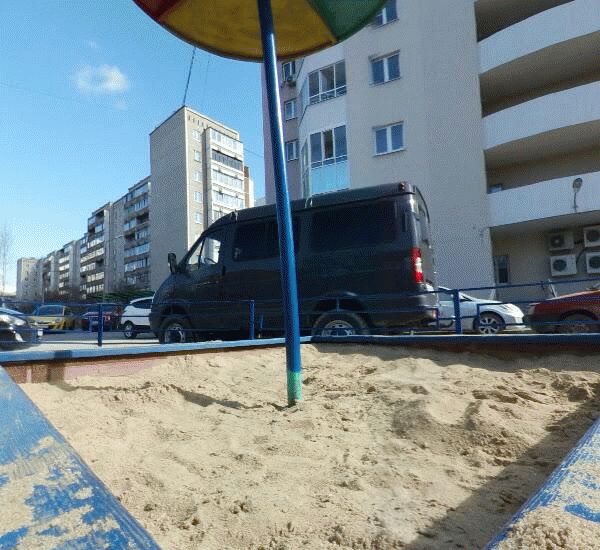 Банкомат банка Кольцо Урала по адресу ул. Белинского,  д. 222