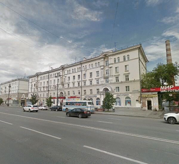 Банкомат Сбербанка России по адресу ул. Свердлова,  27