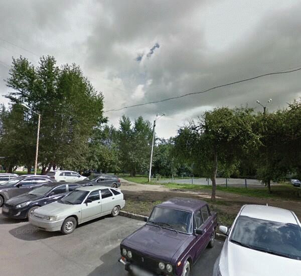 Банкомат Сбербанка России по адресу ул. Белинского,  135