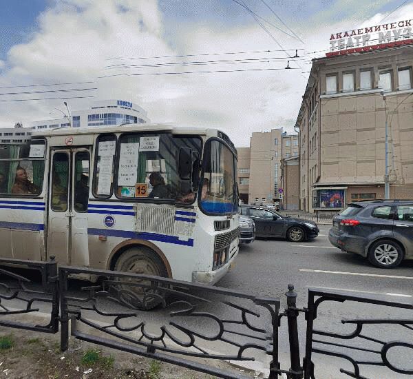 Банкомат Сбербанка России по адресу просп. Ленина,  43