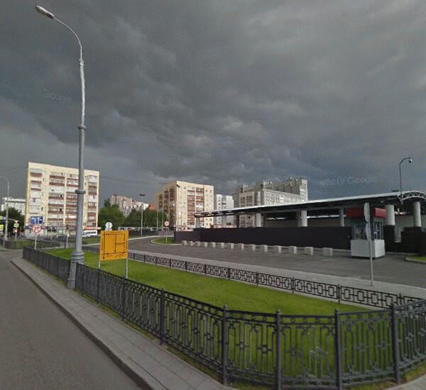 Банкомат Уральского Банка Реконструкции и Развития по адресу ул. Мельникова,  д. 50