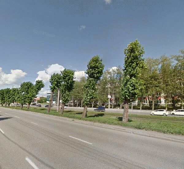 Банкомат Уральского Банка Реконструкции и Развития по адресу просп. Космонавтов,  д. 17а