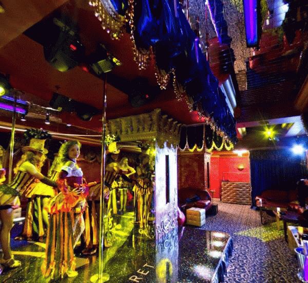 Банкомат Уральского Банка Реконструкции и Развития по адресу ул. Малышева,  д. 74