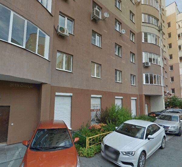 Банкомат Уральского Банка Реконструкции и Развития по адресу ул. Татищева,  д. 92