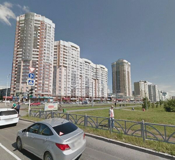 Банкомат Уральского Банка Реконструкции и Развития по адресу ул. Шварца,  д. 1