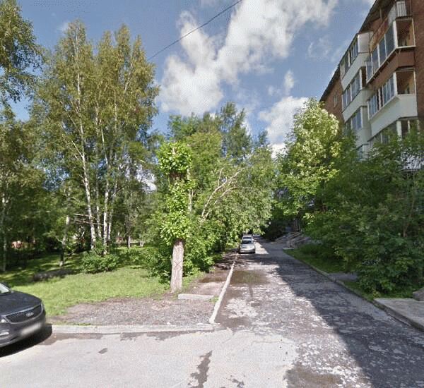 Банкомат Банка «ФК Открытие» по адресу ул. Старых Большевиков,  д. 82/2