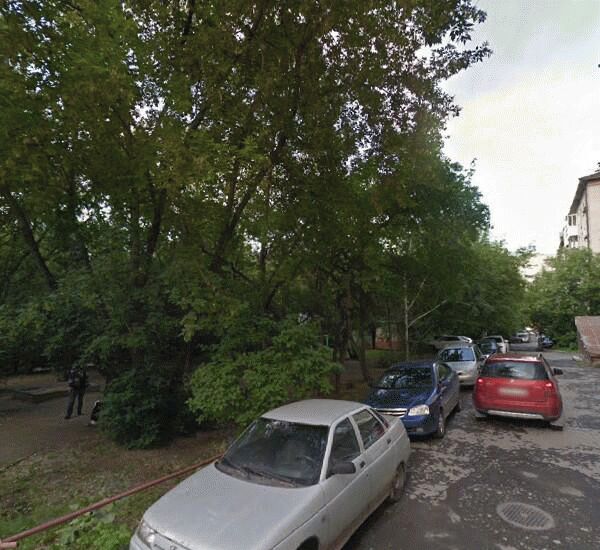 Банкомат Совкомбана по адресу ул. Малышева,  д. 7