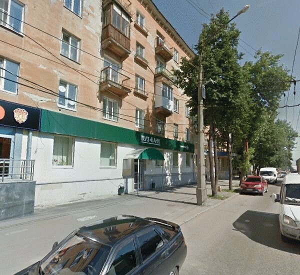 Банкомат Уральского Банка Реконструкции и Развития по адресу ул. Машиностроителей,  д. 12