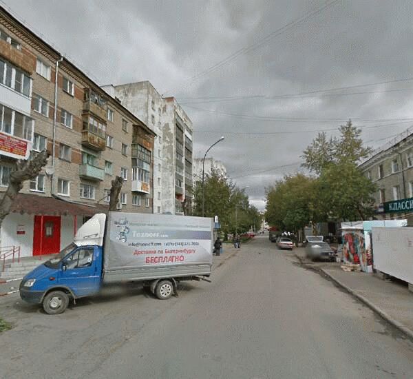 Банкомат банка ВТБ по адресу ул. Баумана, д. 47, магазин «Продукты»