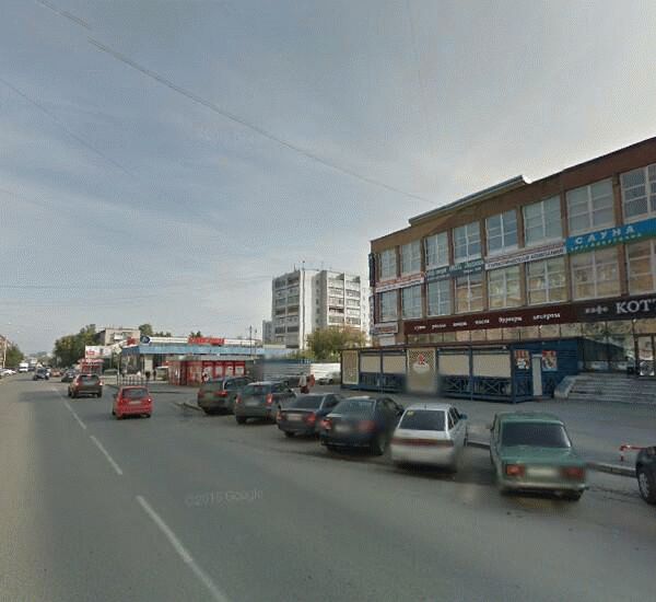 Банкомат Уральского Банка Реконструкции и Развития по адресу ул. Заводская, д. 27, магазин «Бытсервис»