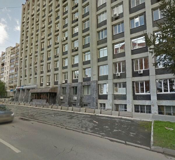 Банкомат Уральского Банка Реконструкции и Развития по адресу ул. Куйбышева, д. 95, отделение банка