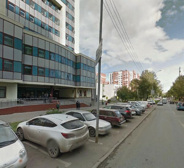 Банкомат Уральского Банка Реконструкции и Развития по адресу ул. Народной Воли, д. 19, лит. А, БЦ «Сонат»