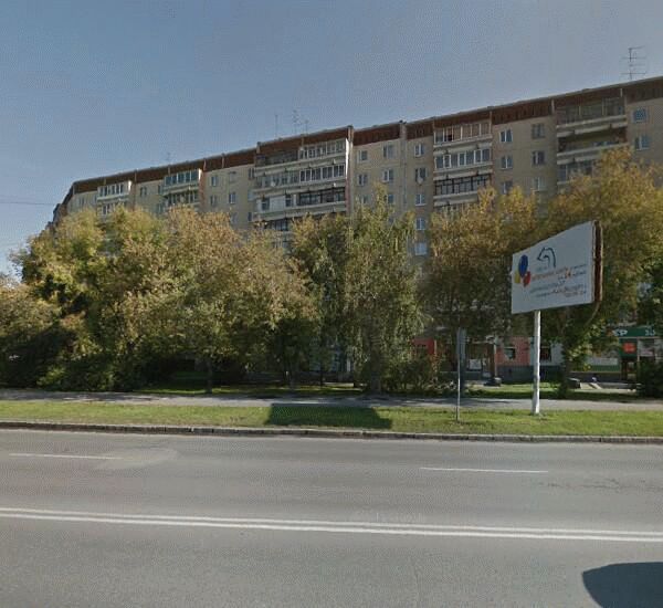 Банкомат Уральского Банка Реконструкции и Развития по адресу ул. Сыромолотова, д. 17, отделение банка