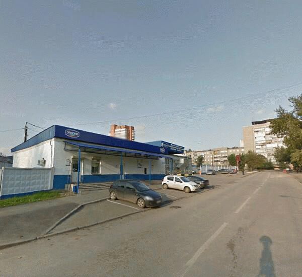 Банкомат Меткомбанка по адресу ул.Азина, д. 16, проходная Екатеринбургского молочного завода № 1
