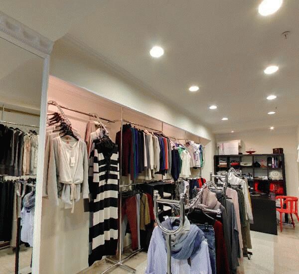 Банкомат Сбербанка России по адресу пр.  Ленина,д. 50,лит. Л, ТЦ «Сити Центр»