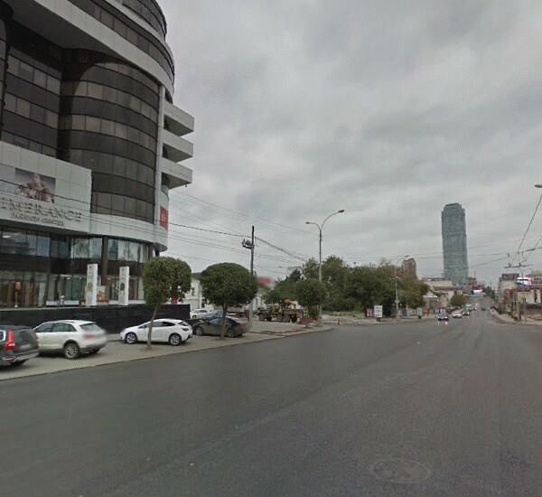 Банкомат Сбербанка России по адресу ул. Воеводина, д. 8, ТЦ «Люмеранс»