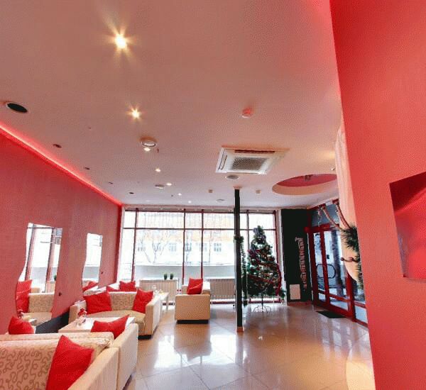 Отделение банка Русский Стандарт по адресу ул. Хохрякова,  д. 74