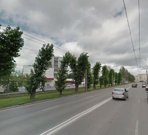 Отделение Альфа-Банка по адресу Свердловская обл.,  г. Екатеринбург,  ул. Кузнецова,  д. 2