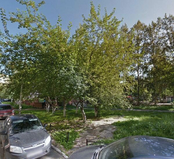 Отделение Уральского Банка Реконструкции и Развития по адресу Свердловская обл.,  г. Екатеринбург,  ул. Сыромолотова,  д. 17