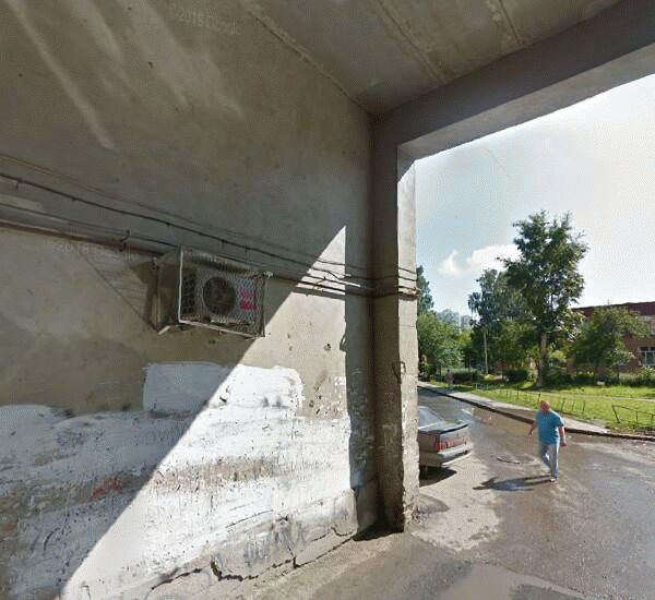 Отделение Уральского Банка Реконструкции и Развития по адресу Свердловская обл.,  г. Екатеринбург,  просп. Космонавтов,  д. 76