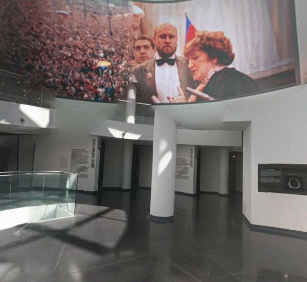 Отделение Сбербанка России по адресу ул. Бориса Ельцина,  3